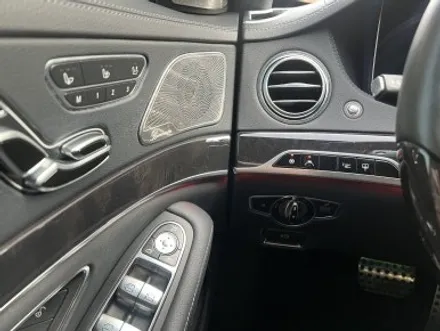 벤츠 W222 S350 카본블랙 실내랩핑으로 드레스업과 보호를 동시에! / 경기 광명