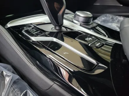 BMW 5시리즈(530i) 틴팅 및 생활보호패키지+실내랩핑 - 카크로스 - / 광명, 안양, 시흥