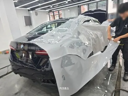 BMW G60 카본블랙 전체PPF 시공 및 그릴랩핑 / 경기 광명