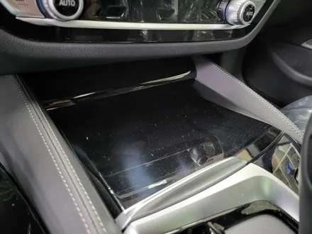 BMW 5시리즈(530i) 틴팅 및 생활보호패키지+실내랩핑 - 카크로스 - / 광명, 안양, 시흥