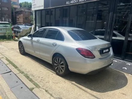 벤츠 C200 블랙PPF 루프스킨시공(포인팅 및 실내랩핑)