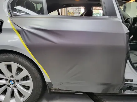 BMW 320D 사틴다크그레이 전체랩핑 시공 - 카크로스 - / 광명, 안양, 시흥