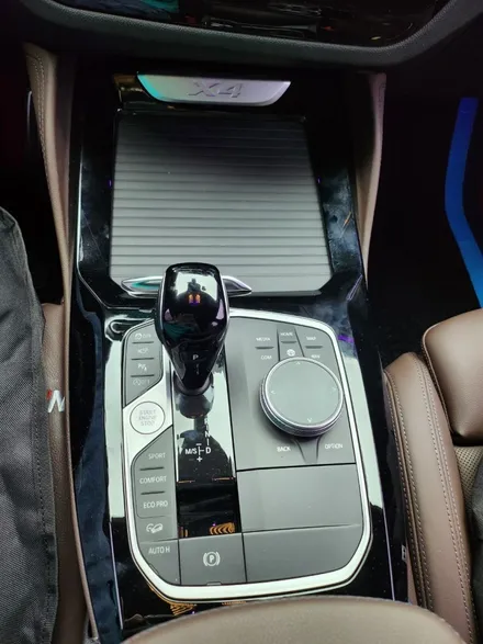 BMW X4 크리스탈기어봉 카본블랙 실내랩핑 조합은? / 광명, 안양, 시흥
