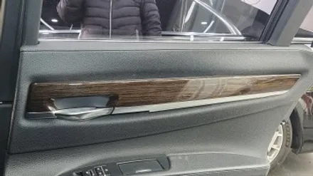 실내랩핑 퀄리티! 카크로스가 보장해! BMW 740I / 경기 광명