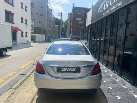 벤츠 C200 블랙PPF 루프스킨시공(포인팅 및 실내랩핑)