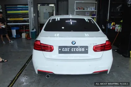BMW 320i 루프스킨 및 사이드미러 포인트랩핑 / 경기 광명