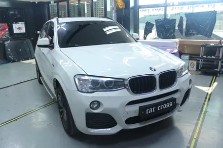 BMW X3 루프스킨 사이드미러 그릴 휀다크롬 필름시공! / 경기 광명
