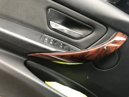 BMW320D 실버차량 오너시라면 티타늄브러쉬 실내랩핑 / 경기 광명