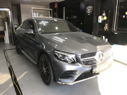 실내랩핑으로 청결, 스크래치 관리! 벤츠 GLC 220d 쿠페 실내랩핑! / 경기 광명