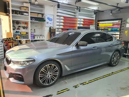 BMW 530d 윈도우크롬 랩핑하기! PPF와 함께 원스톱! / 광명, 안양, 시흥