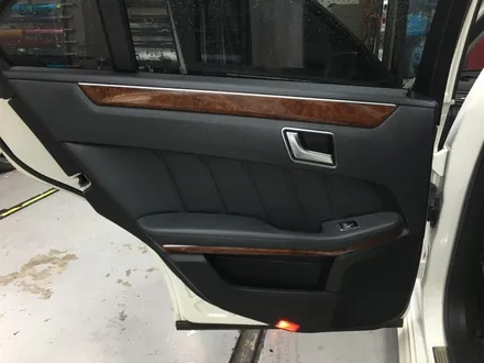 벤츠 W212 E300 올드하고 칙칙한 우드? 블랙브러쉬로 바꾸면? / 광명, 안양, 시흥