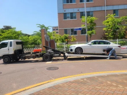BMW 5시리즈(530i) 틴팅 및 생활보호패키지+실내랩핑 - 카크로스 - / 광명, 안양, 시흥
