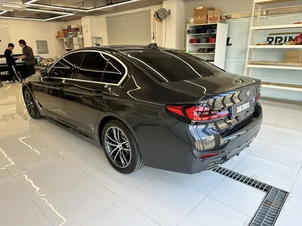 BMW 523d 블랙차량의 도장면 보호! 본넷 패키지면 충분합니다. / 광명, 안양, 시흥