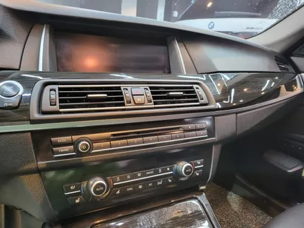 BMW F10 528i 우드트림 실내랩핑시공 양재랩핑 카크로스 / 광명, 안양, 시흥