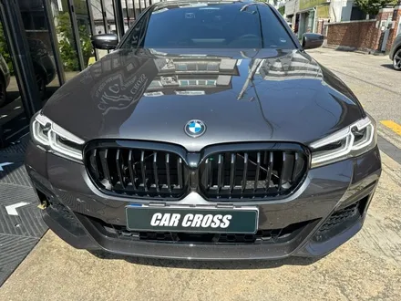 BMW G30 520I 유광카본 실내랩핑 및 크롬죽이기 / 경기 광명