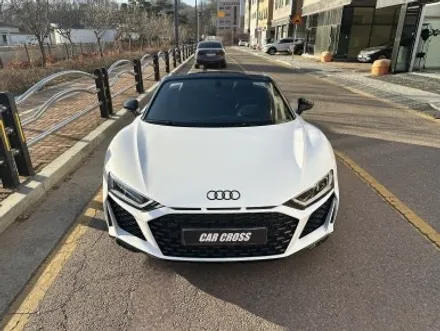 아우디 R8, 전체 랩핑을 통한 사틴 화이트로 완벽한 드레스업! / 경기 광명