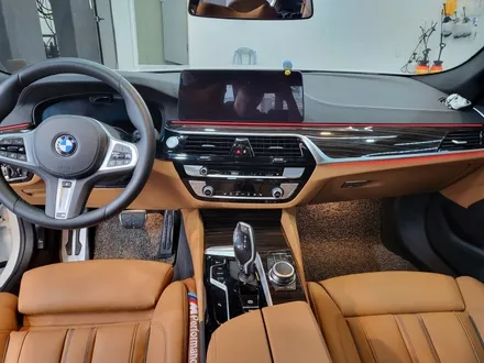 BMW 530i PPF 필름 시공과 카본블랙의 실내랩핑의환상적인 콜라보! / 광명, 안양, 시흥