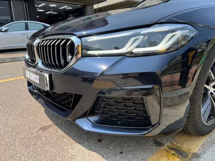 BMW 5시리즈 520i (G30) 프런트 패키지 시공 - 카크로스 - / 광명, 안양, 시흥