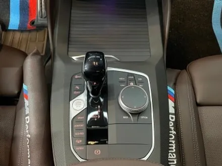 BMW X4 생활보호패키지와 실내 부분 랩핑으로 새롭게 태어나다 / 경기 광명