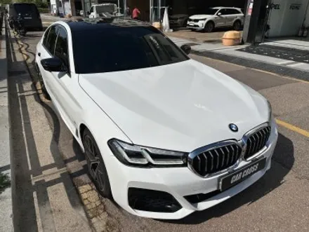 전체랩핑! BMW 530I 화이트유광으로 컬러 체인지! / 경기 광명