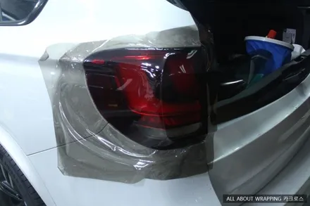 BMW X5 라이트필름 및 M퍼포먼스 데칼 / 경기 광명