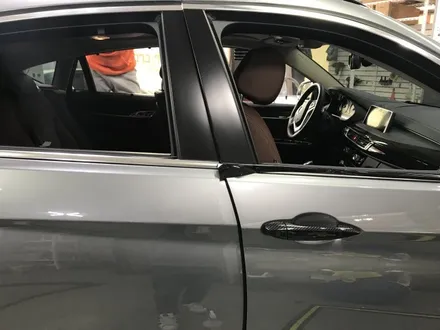 BMW x6 윈도우크롬 및 루프렉 블랙유광 랩핑! / 경기 광명