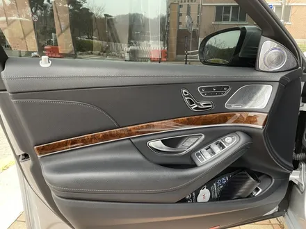 메르세데스 벤츠 S클래스(maybach) 실내 랩핑 시공 [강남카크로스] [광명카크로스] / 광명, 안양, 시흥