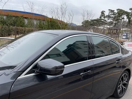 BMW 530E 윈도우 크롬몰딩+키드니그릴 블랙랩핑 시공 - 카크로스 - / 광명, 안양, 시흥