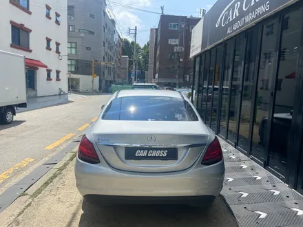 벤츠 C200 블랙PPF 루프스킨시공(포인팅 및 실내랩핑)
