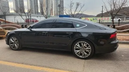 아우디 A7 실내랩핑 3M 매트릭스블랙 환상적 퍼포먼스 / 경기 광명