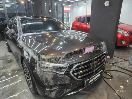벤츠 W214 E300 그라파이트그레이 메탈릭 본넷패키지 PPF로 보호! / 경기 광명
