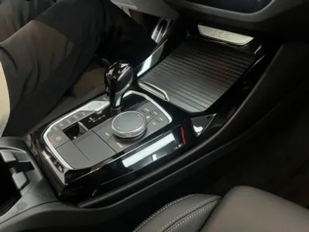 BMW X3 세련된 디자인을 원한다면? 카본블랙 랩핑이 진리! / 경기 광명