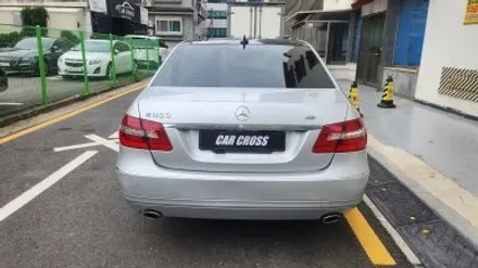 벤츠W212 실내랩핑! 우드몰딩에서 블랙브러쉬 디자인으로! / 경기 광명