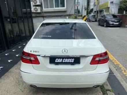 벤츠E300 W212 실내 우드몰딩 고민이라면? 실내랩핑 추천! / 경기 광명