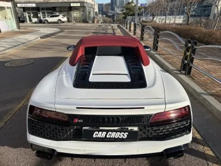 아우디 R8, 전체 랩핑을 통한 사틴 화이트로 완벽한 드레스업! / 경기 광명