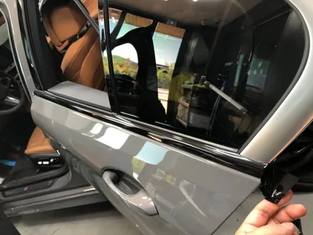 BMW 5시리즈 (G30) PPF 본넷패키지+실내랩핑+크롬죽이기 시공 - 카크로스- / 광명, 안양, 시흥
