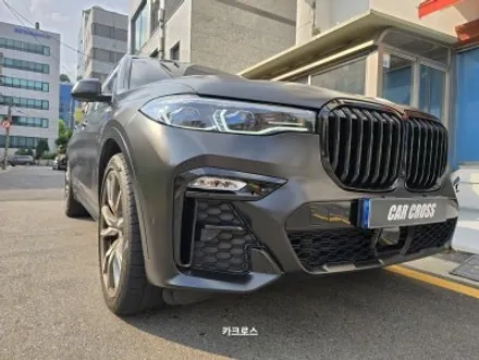 사틴블랙 전체랩핑 BMWX7 (크롬죽이기+루프스킨) / 경기 광명