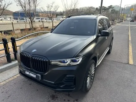 BMW X7, 사틴블랙 전체 랩핑과 크롬딜리트를 통한 완벽한 새 차로! / 경기 광명