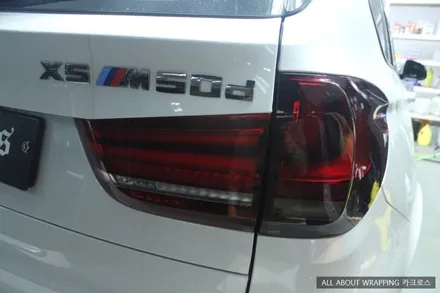 BMW X5 라이트필름 및 M퍼포먼스 데칼 / 경기 광명