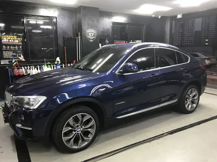 BMW X4 아이나비 블랙박스 및 에코파워팩 10a 보조배터리 매립! / 경기 광명