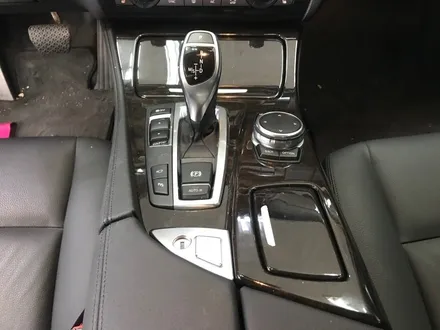 BMW 528i 블랙브러쉬 실내랩핑 / 경기 광명