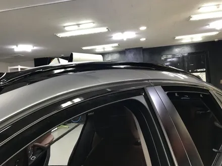 BMW x6 윈도우크롬 및 루프렉 블랙유광 랩핑! / 경기 광명