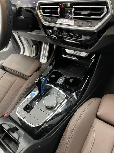 BMW iX3 실내랩핑+PPF 시공 - 카크로스 - / 광명, 안양, 시흥