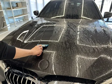 BMW 523d 블랙차량의 도장면 보호! 본넷 패키지면 충분합니다. / 광명, 안양, 시흥