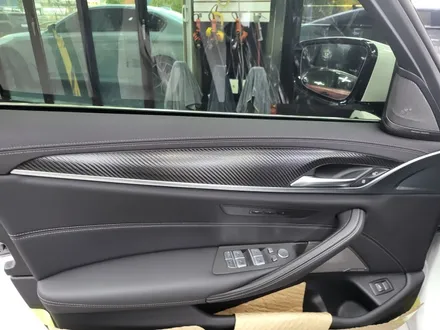 BMW 5시리즈(530i) 틴팅 및 생활보호패키지+실내랩핑 - 카크로스 - / 광명, 안양, 시흥