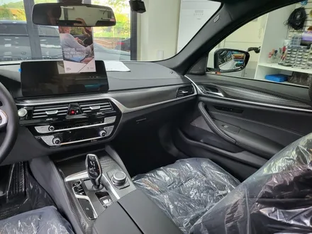 BMW 5시리즈(530i) 틴팅 및 생활보호패키지+실내랩핑 - 카크로스 - / 광명, 안양, 시흥