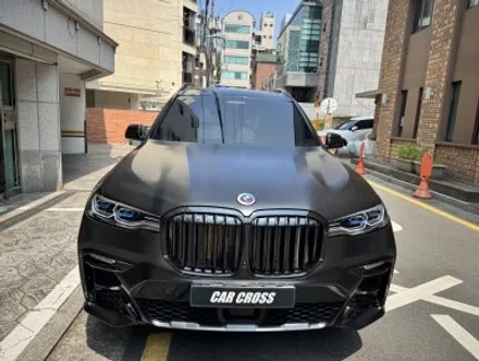 사틴블랙 전체랩핑 BMWX7 (크롬죽이기+루프스킨) / 경기 광명