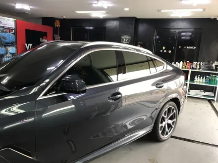 BMW X6 루프렉+윈도우 크롬라인 랩핑시공 -카크로스- / 광명, 안양, 시흥