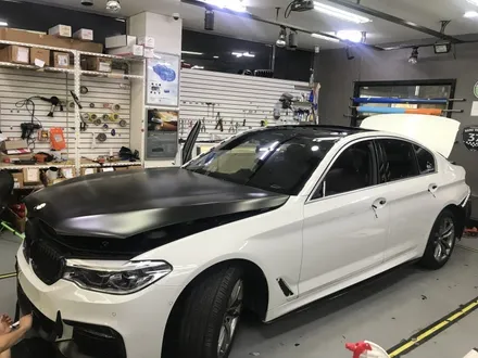 BMW G30 520D(리콜대상아님) 사틴블랙 전체랩핑 포인트! / 경기 광명