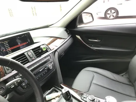 BMW320D 실버차량 오너시라면 티타늄브러쉬 실내랩핑 / 경기 광명